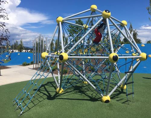 Julian climbing on the medium-sized net orb.